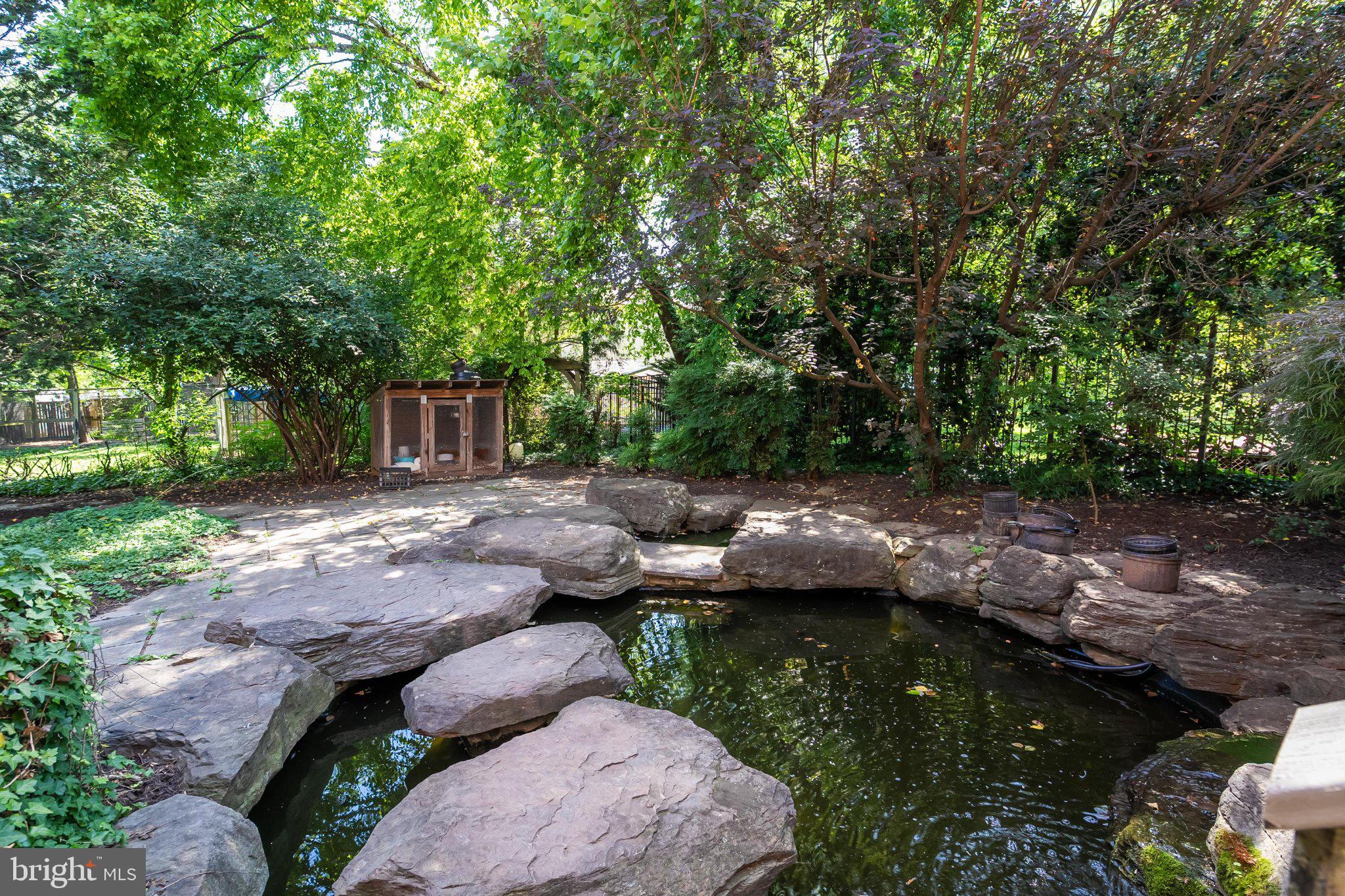 241 EDWARDS FERRY ROAD NE