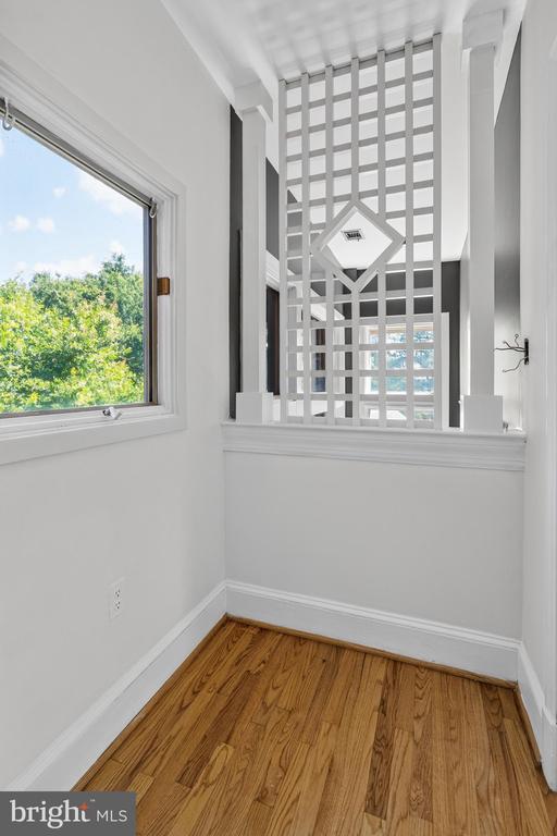 241 EDWARDS FERRY ROAD NE