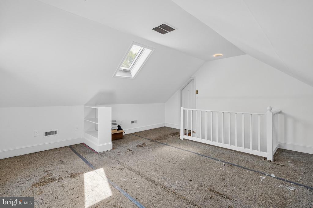 241 EDWARDS FERRY ROAD NE