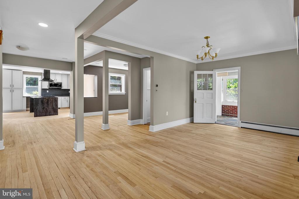 241 EDWARDS FERRY ROAD NE