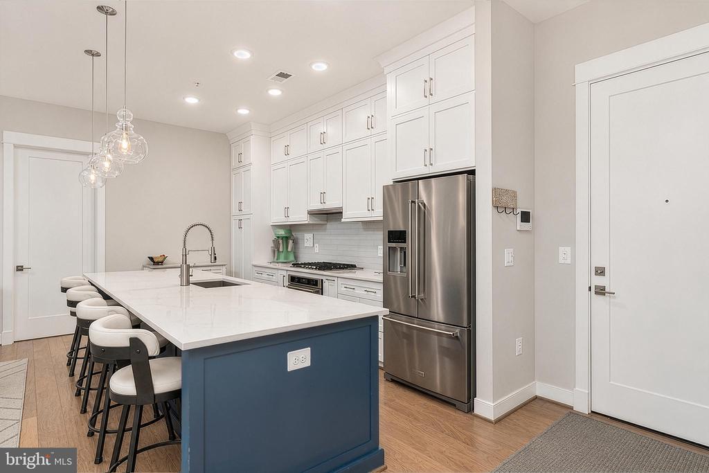 3 STATIONMASTER STREET SE Unit: 201