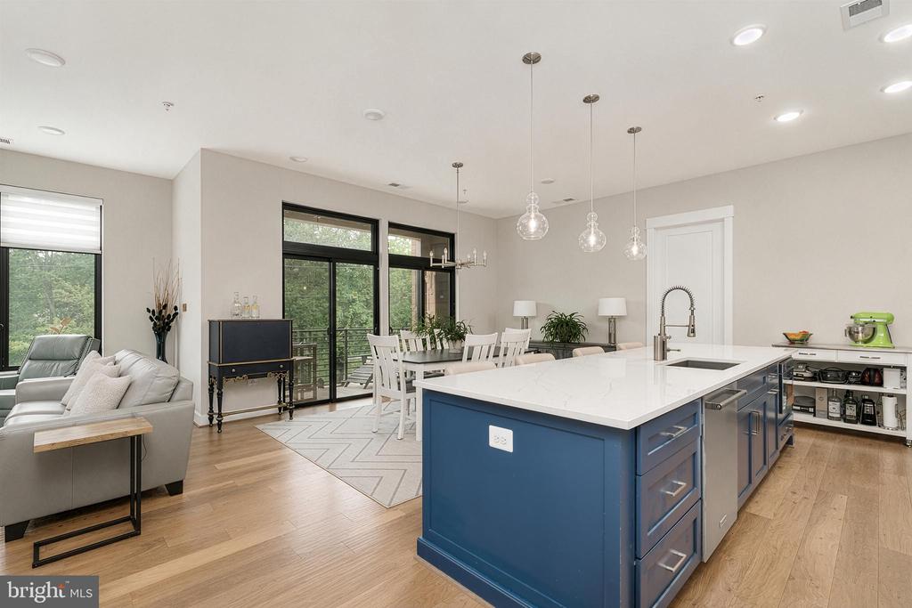 3 STATIONMASTER STREET SE Unit: 201