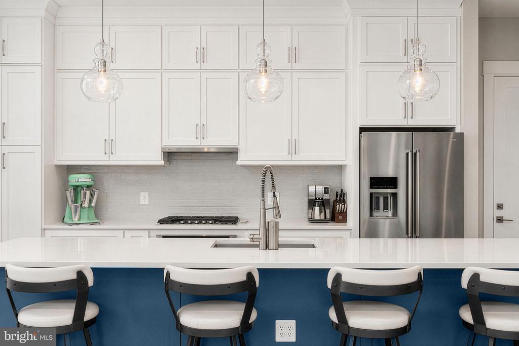 3 STATIONMASTER STREET SE Unit: 201