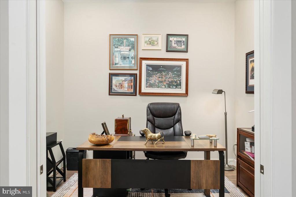3 STATIONMASTER STREET SE Unit: 201