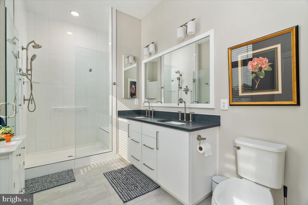 3 STATIONMASTER STREET SE Unit: 201