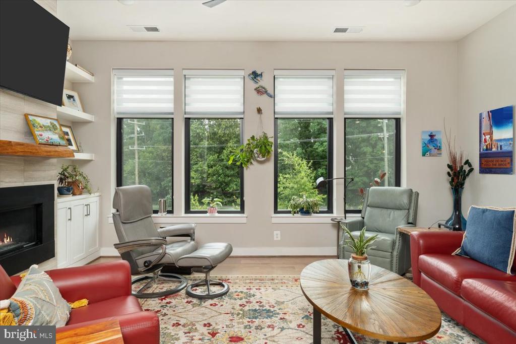 3 STATIONMASTER STREET SE Unit: 201