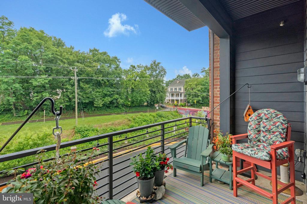 3 STATIONMASTER STREET SE Unit: 201