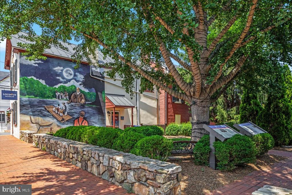 3 STATIONMASTER STREET SE Unit: 201