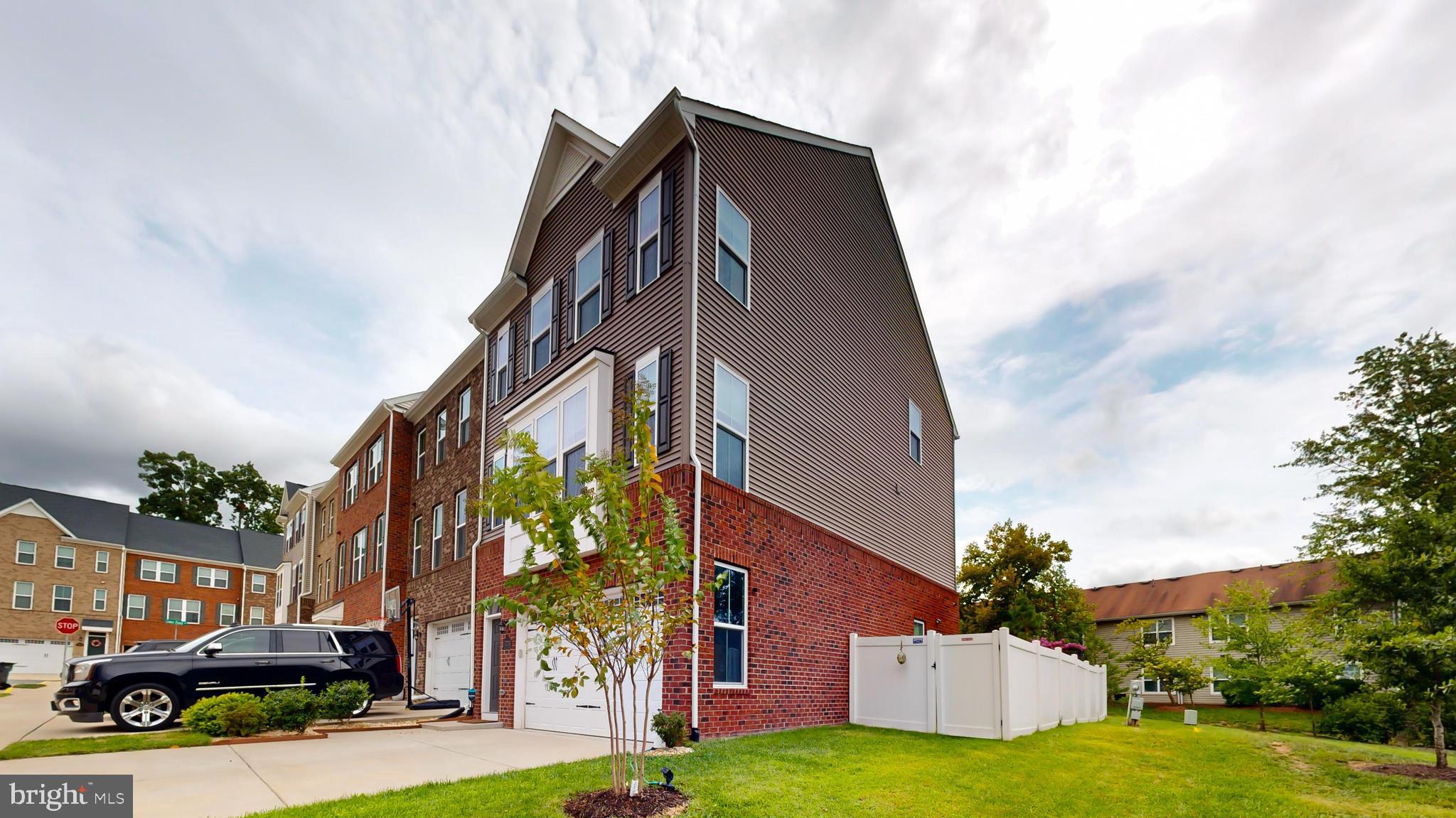 7770 Blackburn Ridge Dr