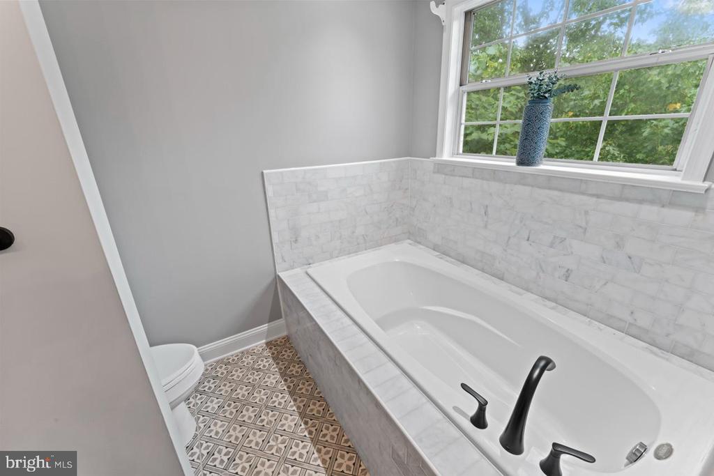 11360 ESTATES VIEW LANE