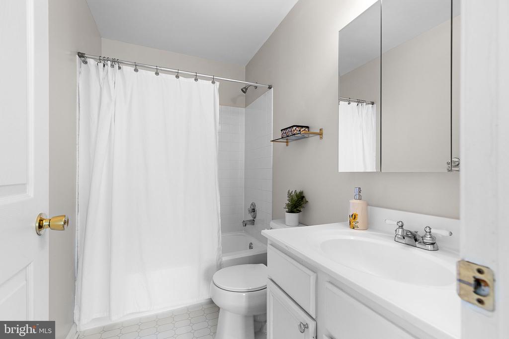 8103 LACY DRIVE 303