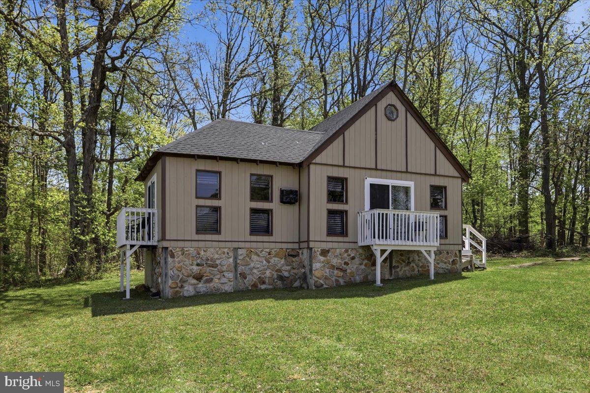 319 GOKEY LANE