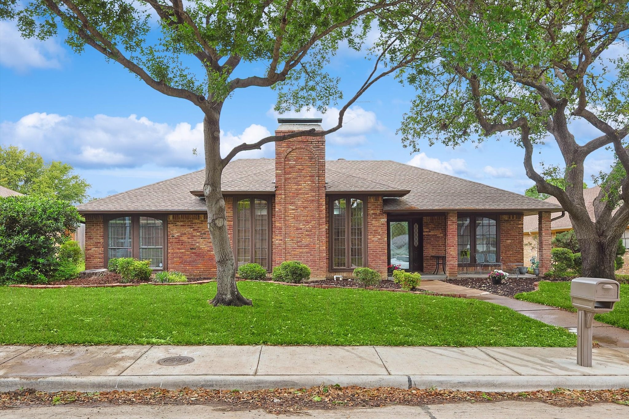 1943 Chesham Drive