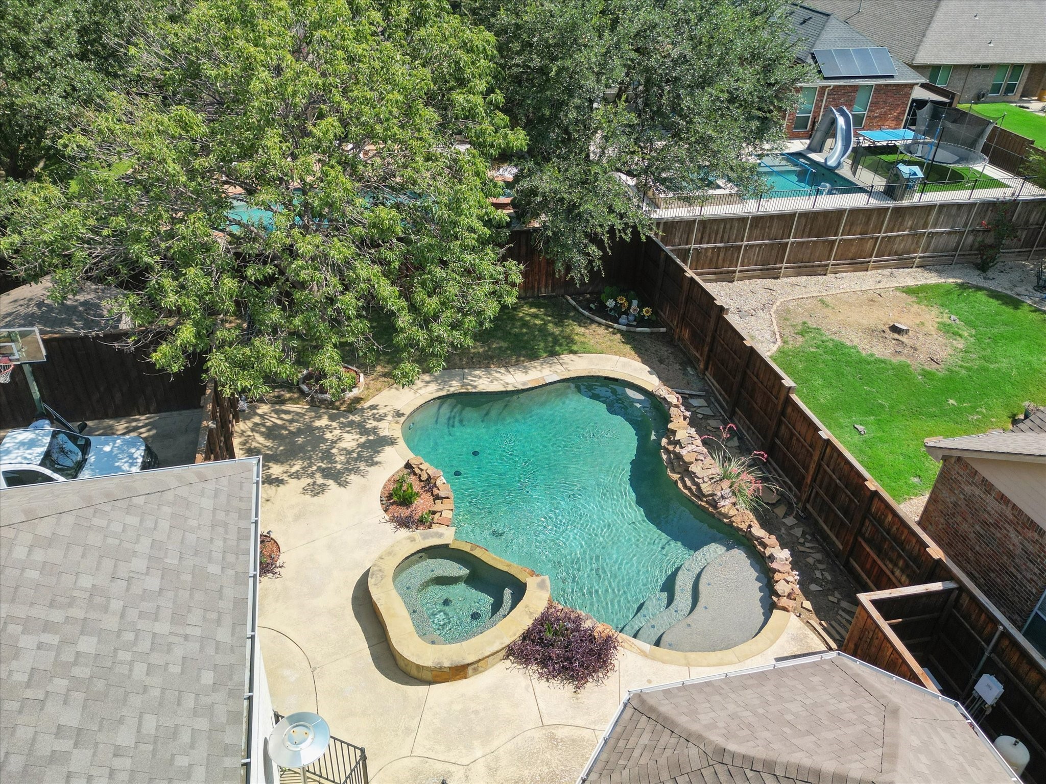 1816 Hidden Brook Trail