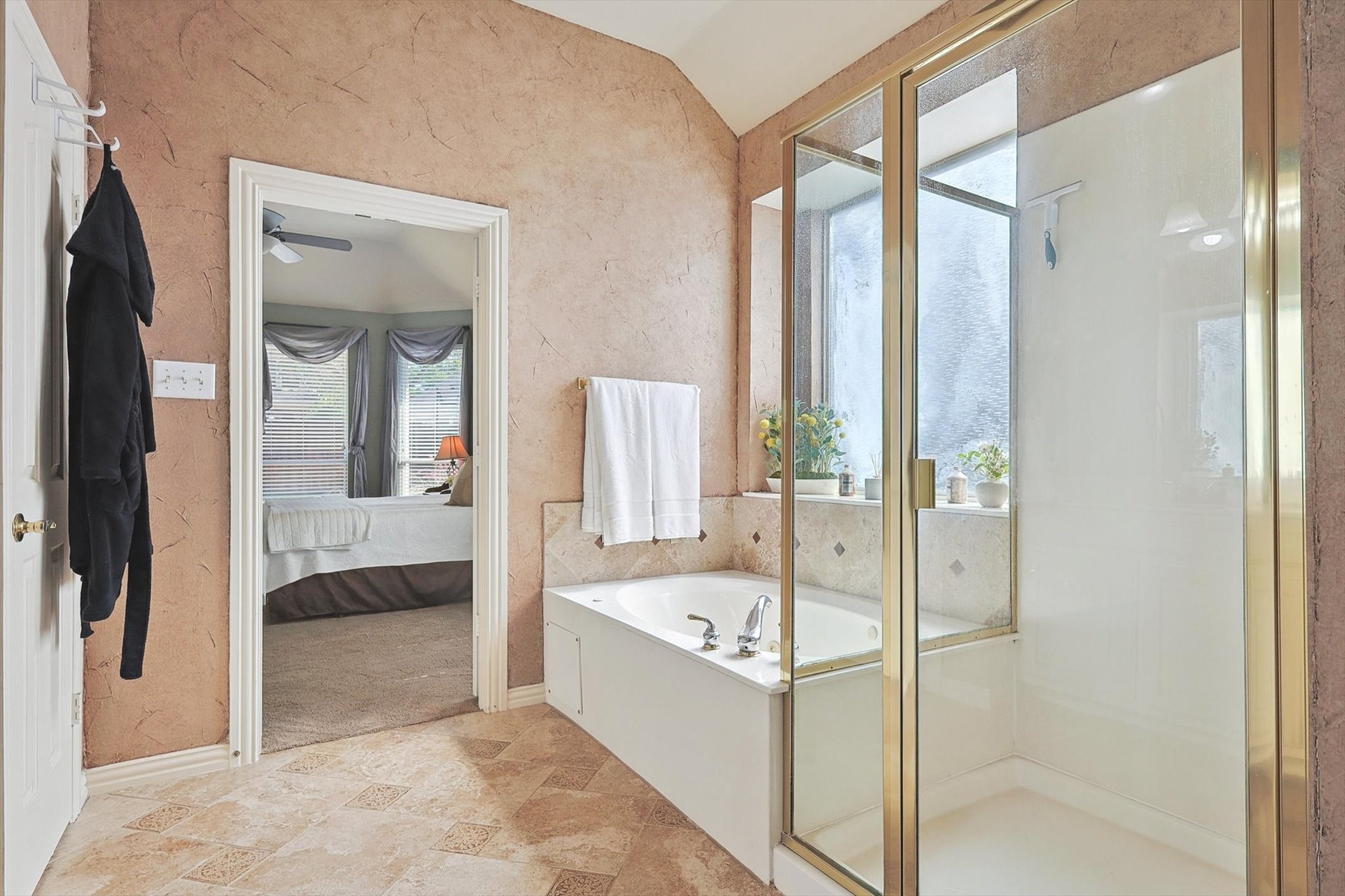 1816 Hidden Brook Trail