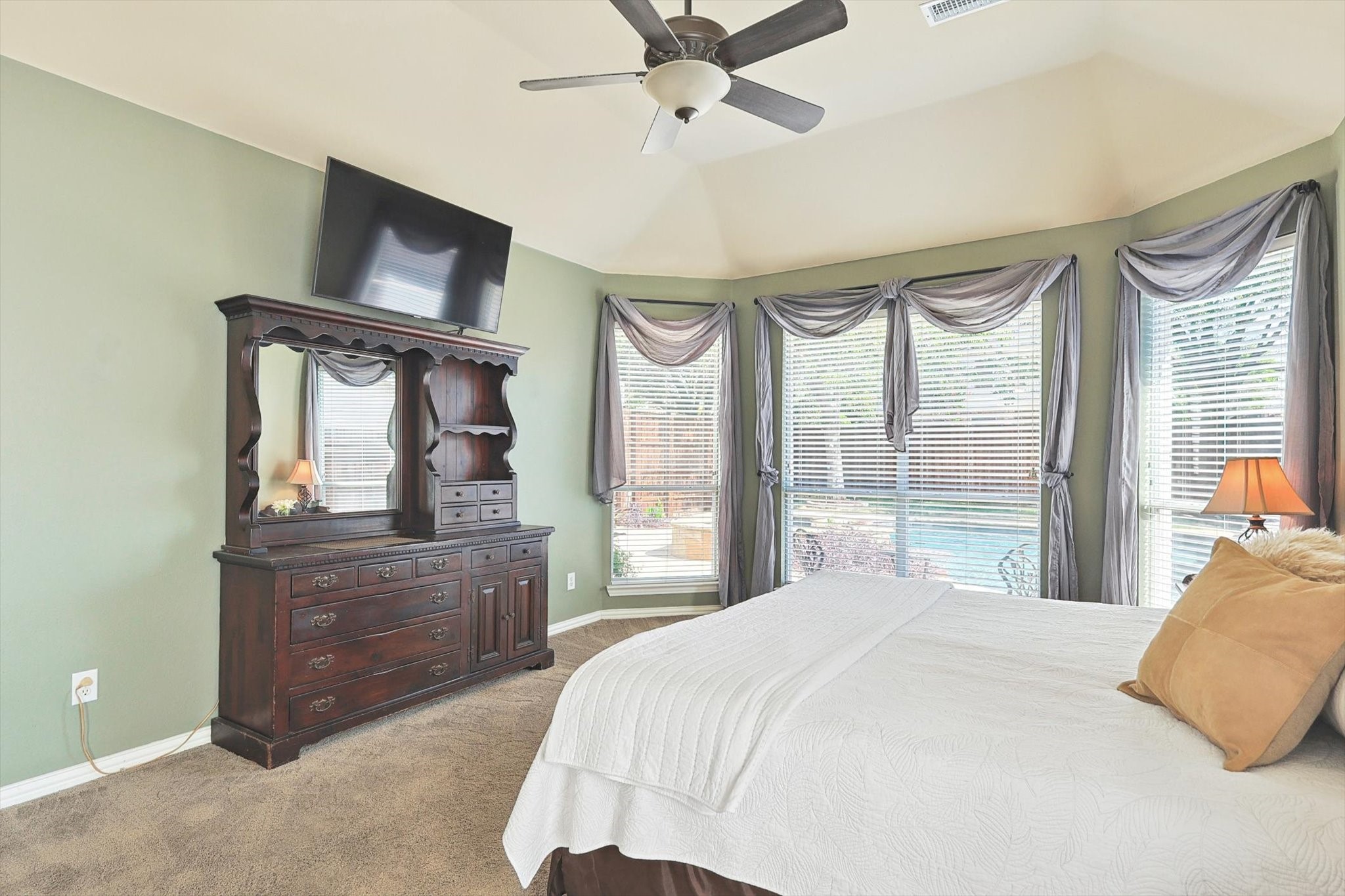 1816 Hidden Brook Trail