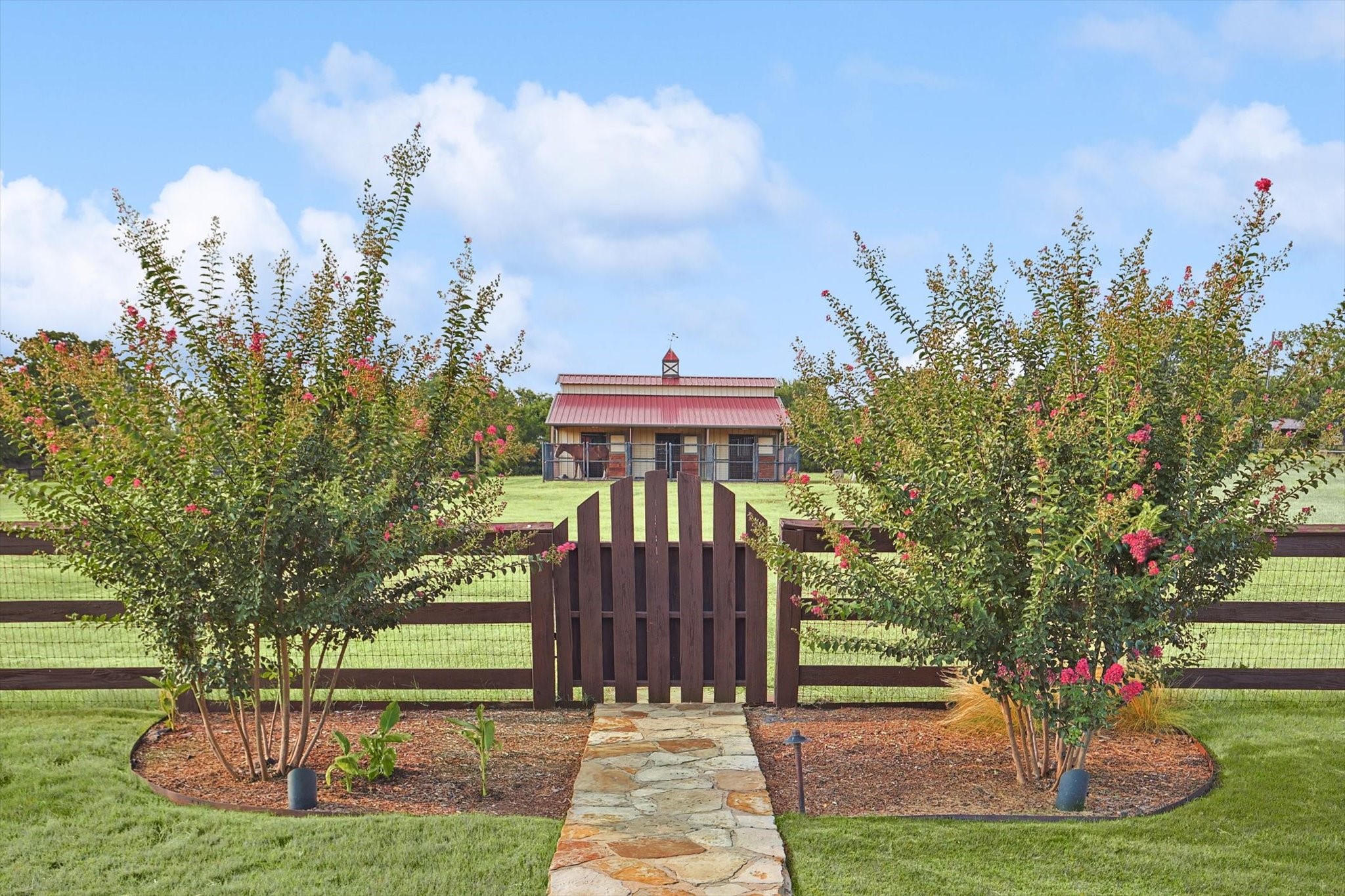 1672 Barrington Hills Boulevard