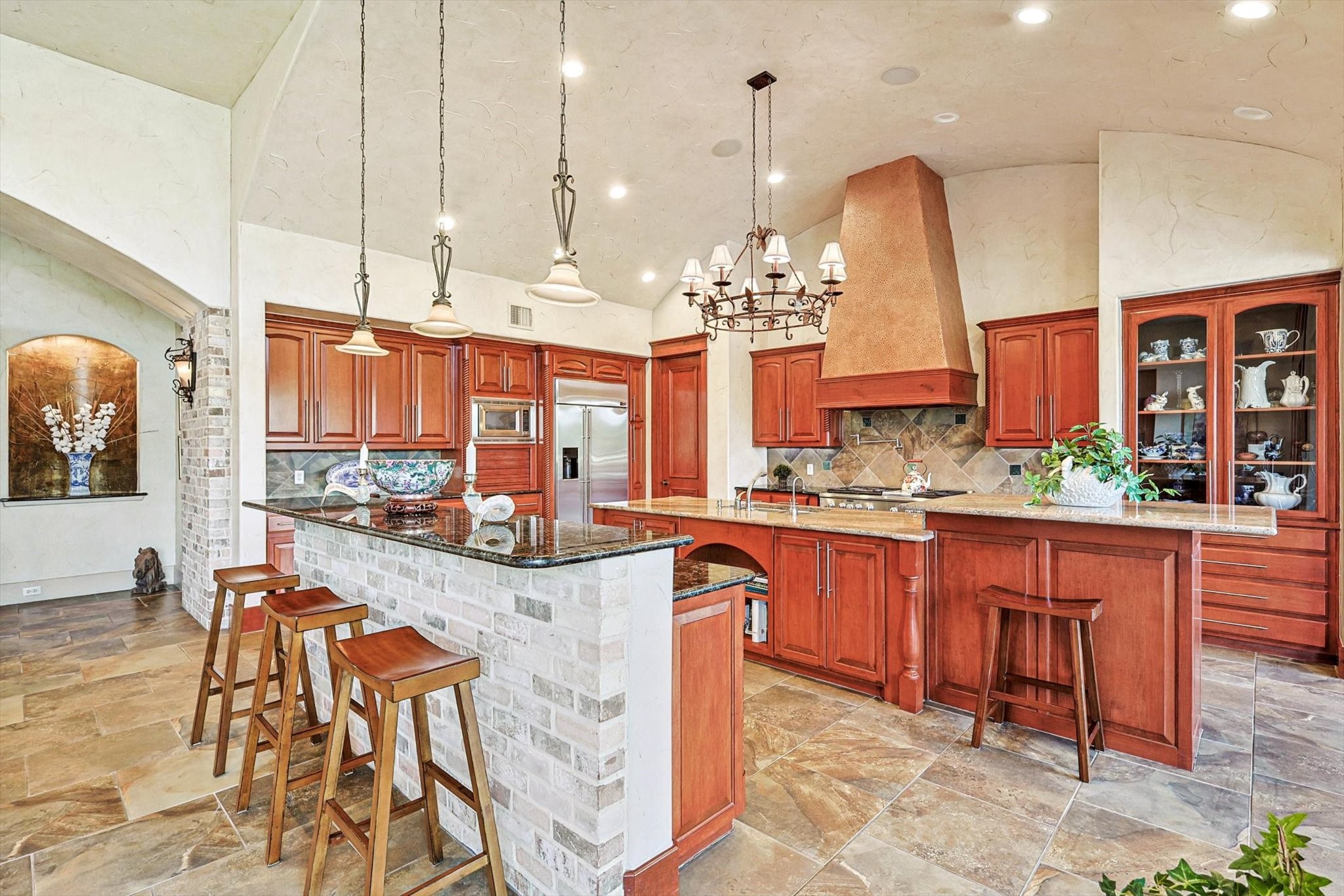 1672 Barrington Hills Boulevard