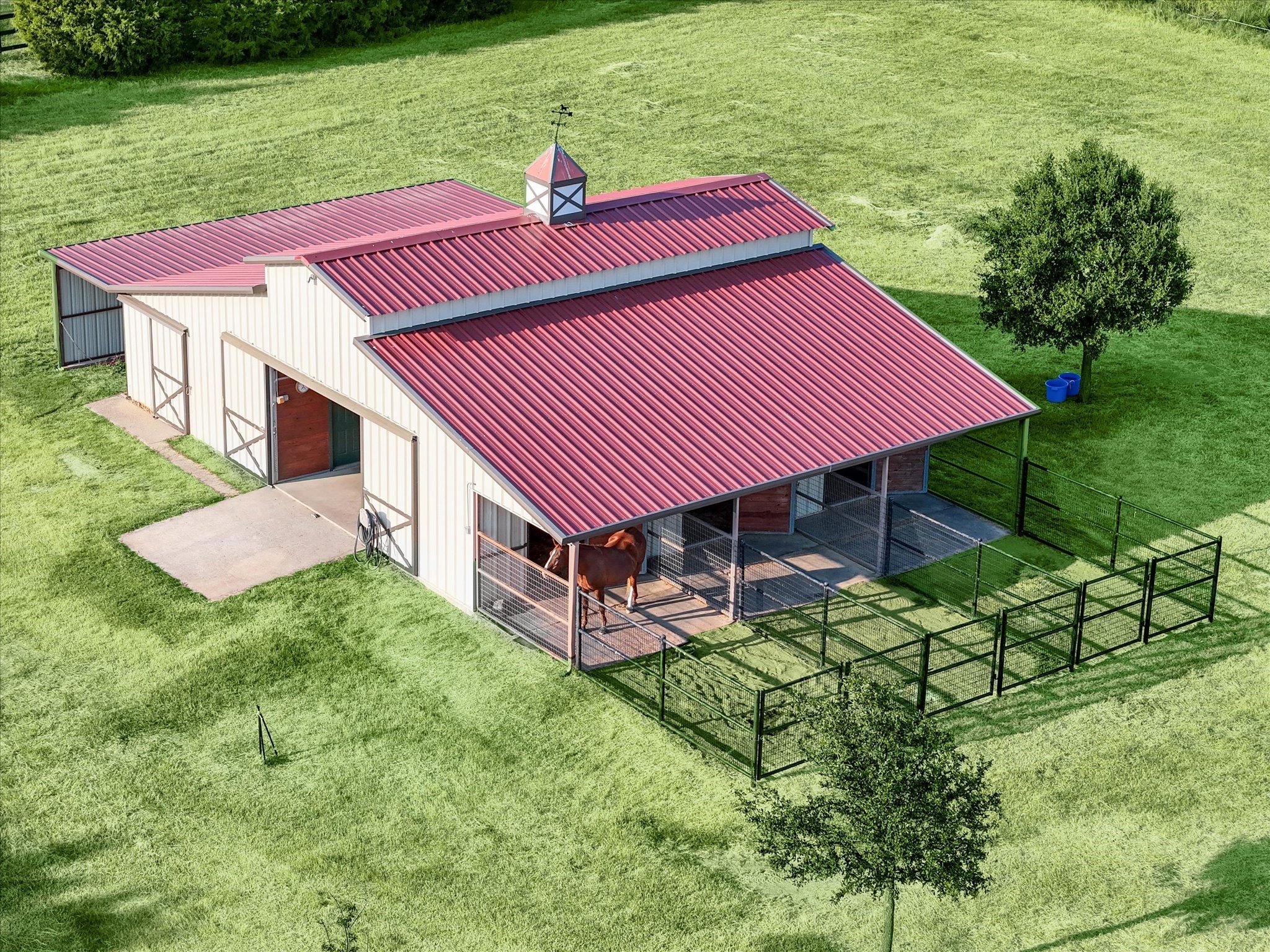 1672 Barrington Hills Boulevard