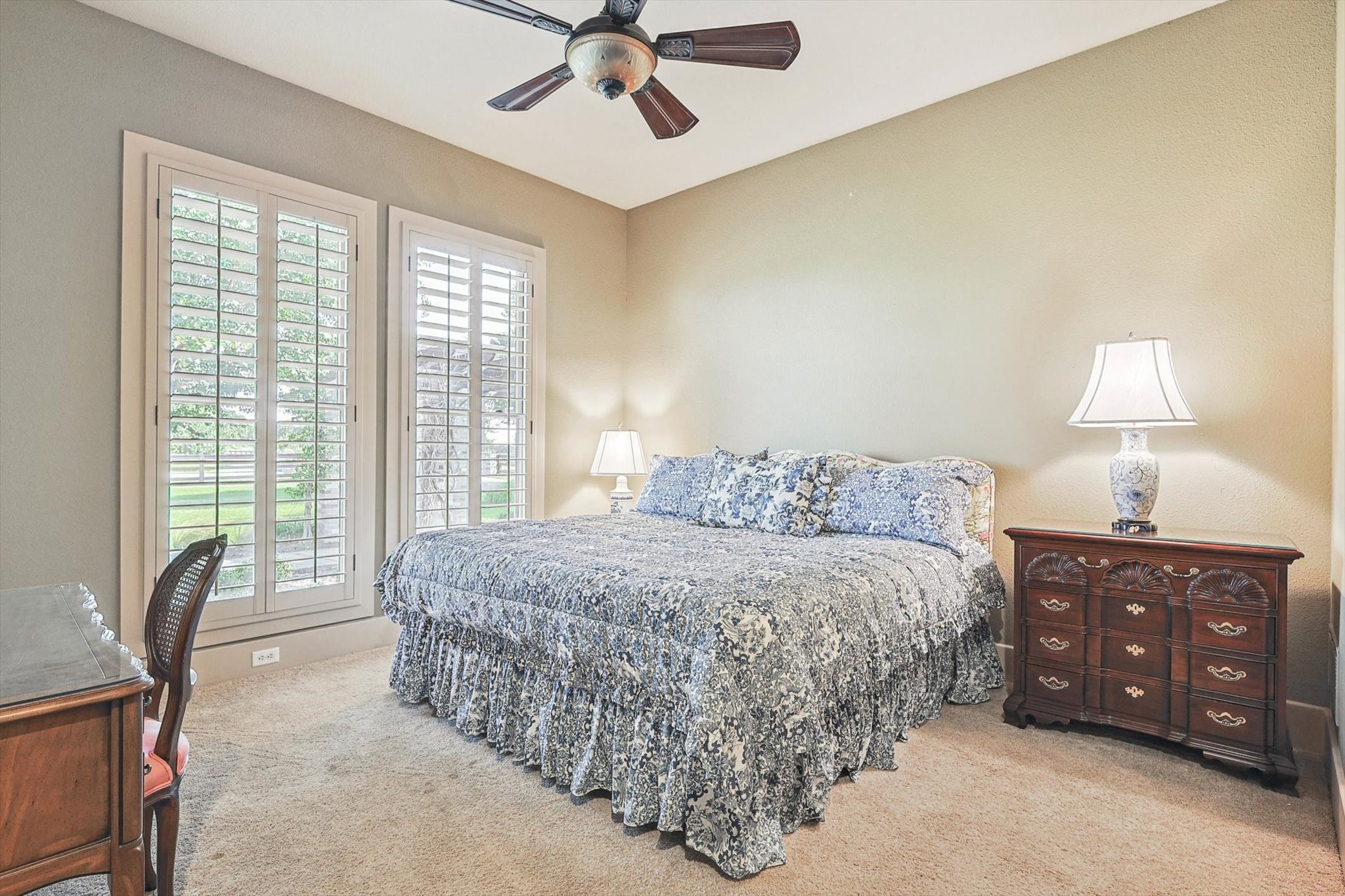 1672 Barrington Hills Boulevard