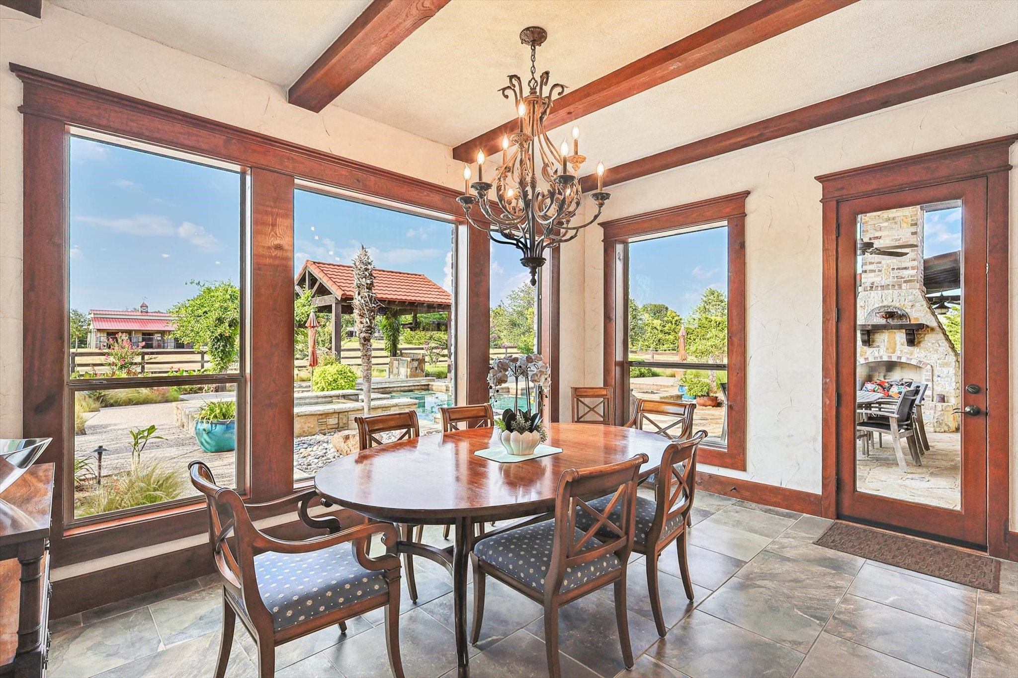 1672 Barrington Hills Boulevard