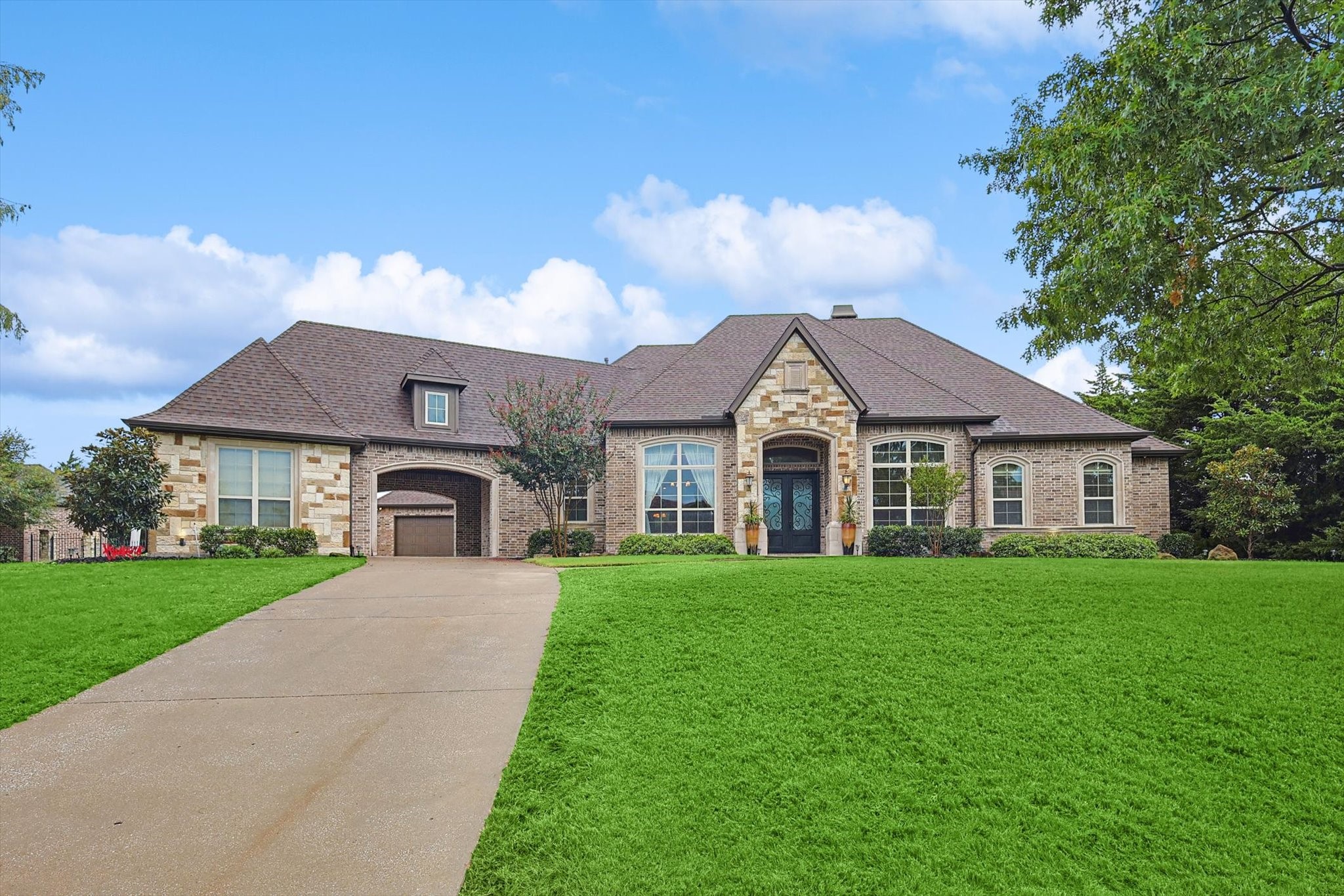 1008 Cedar Glen Trail
