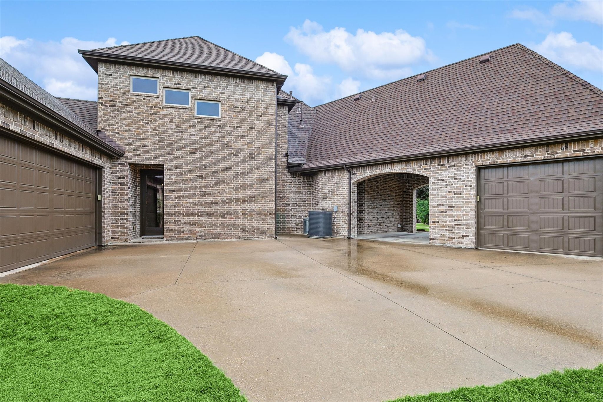 1008 Cedar Glen Trail