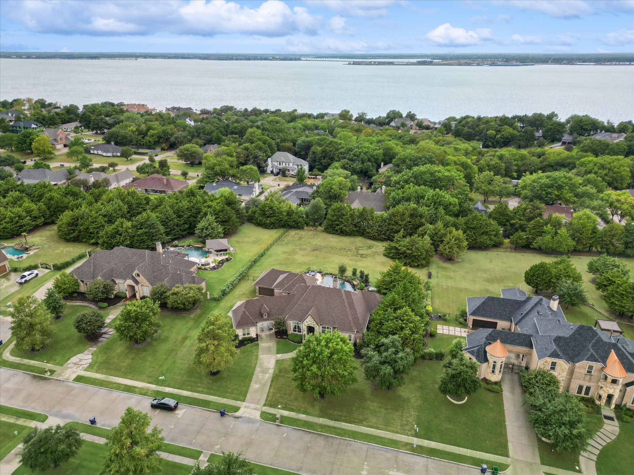 1008 Cedar Glen Trail