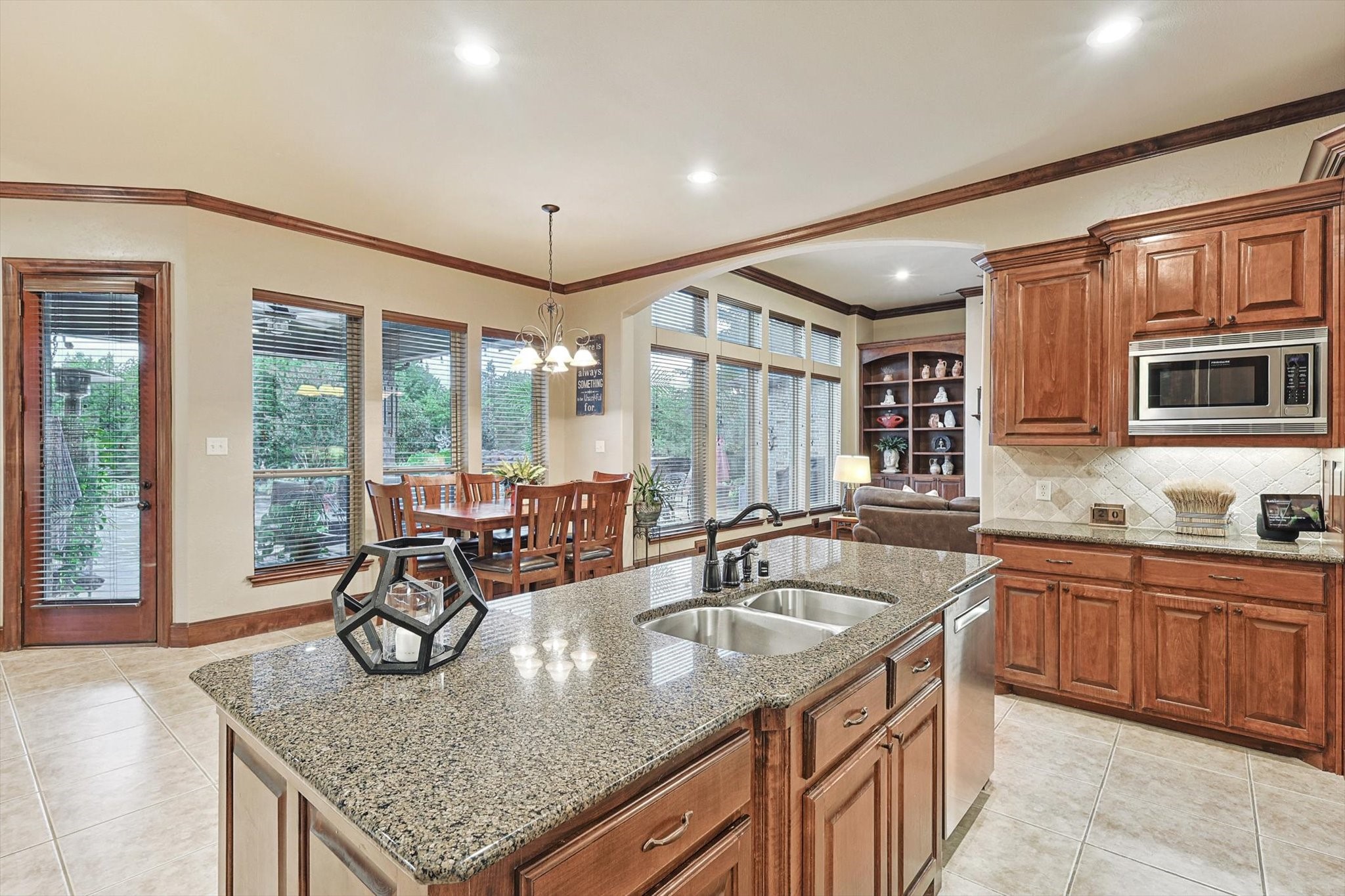 1008 Cedar Glen Trail