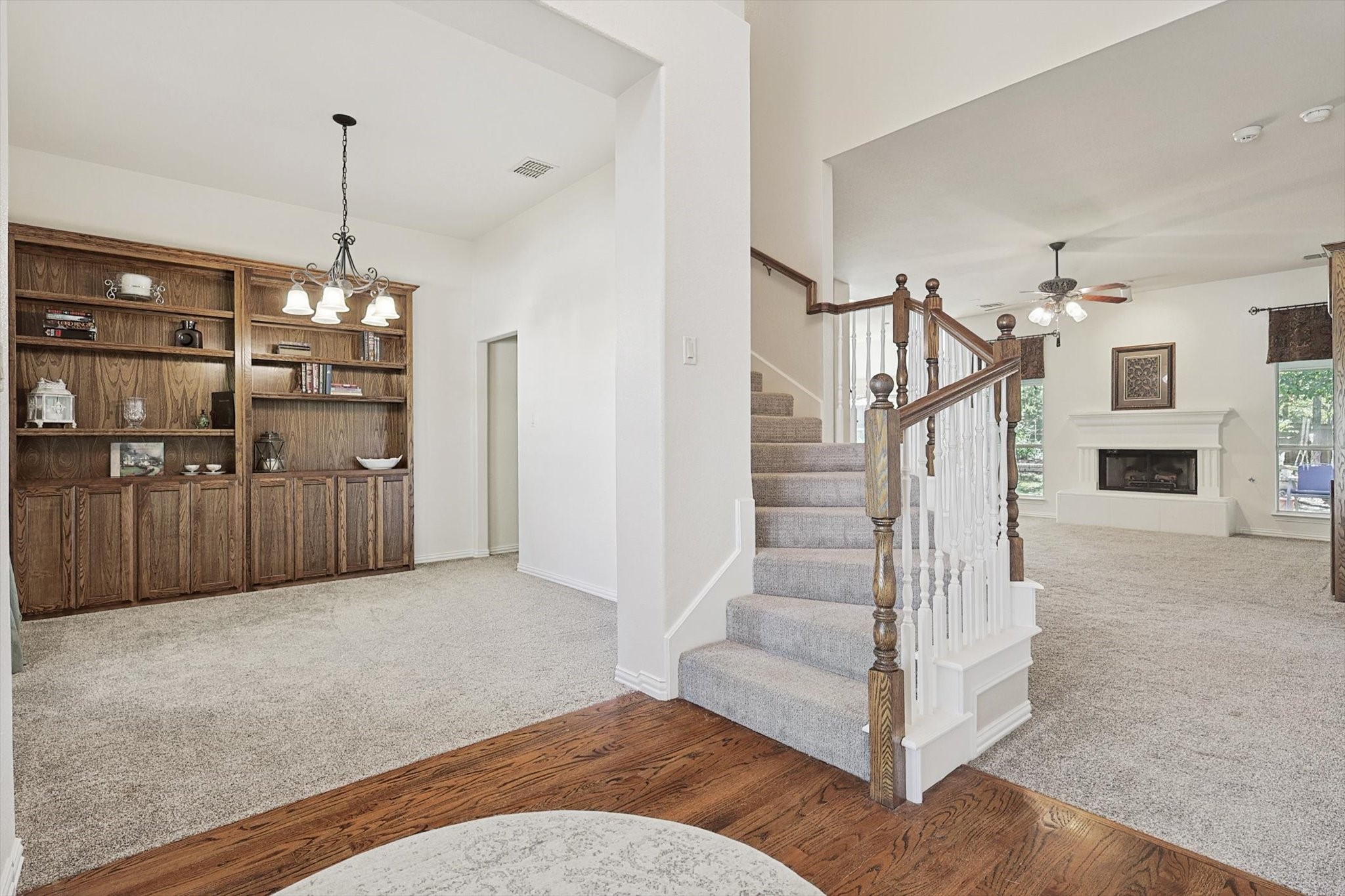 1206 History Crescent