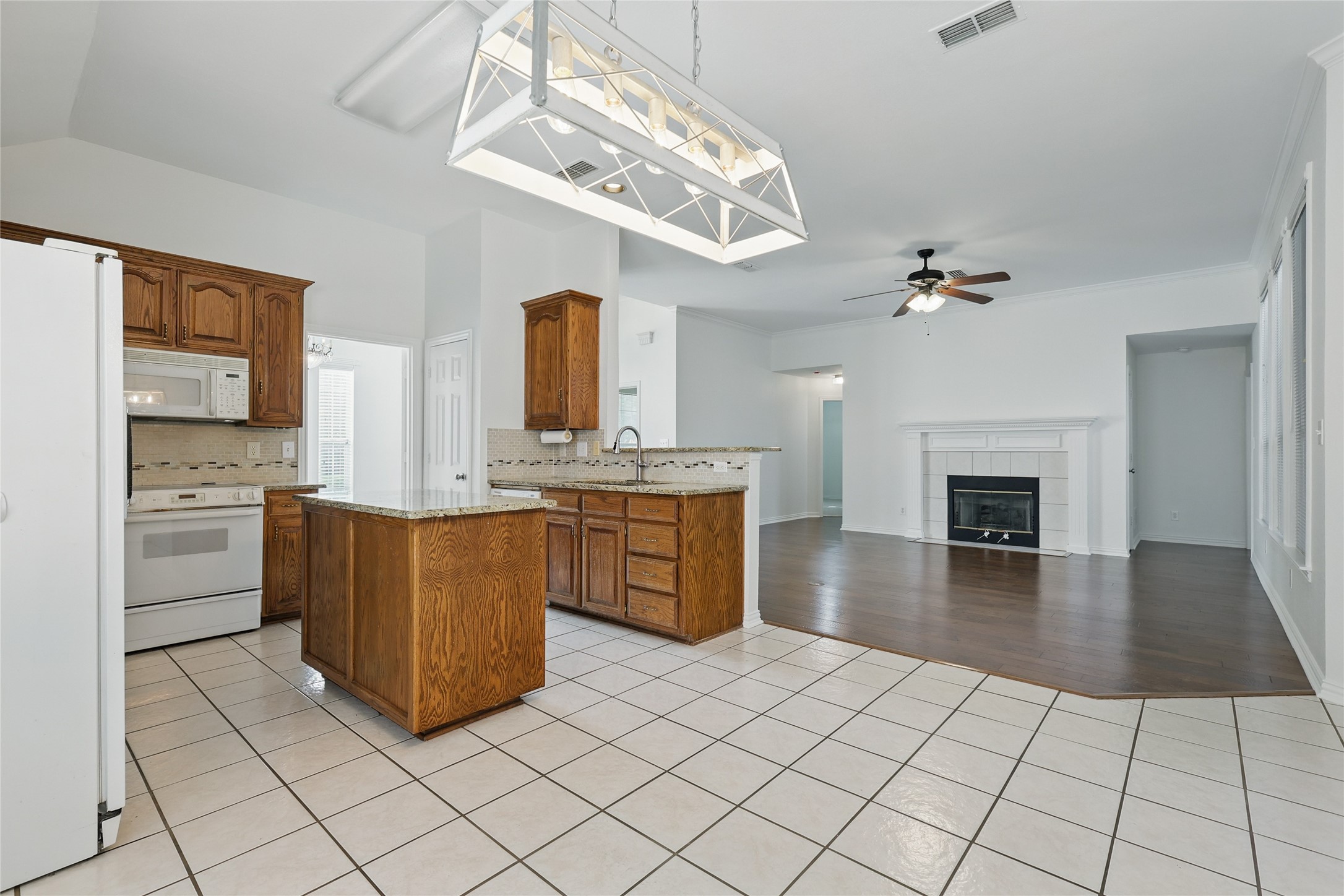 3405 Pheasant Hollow