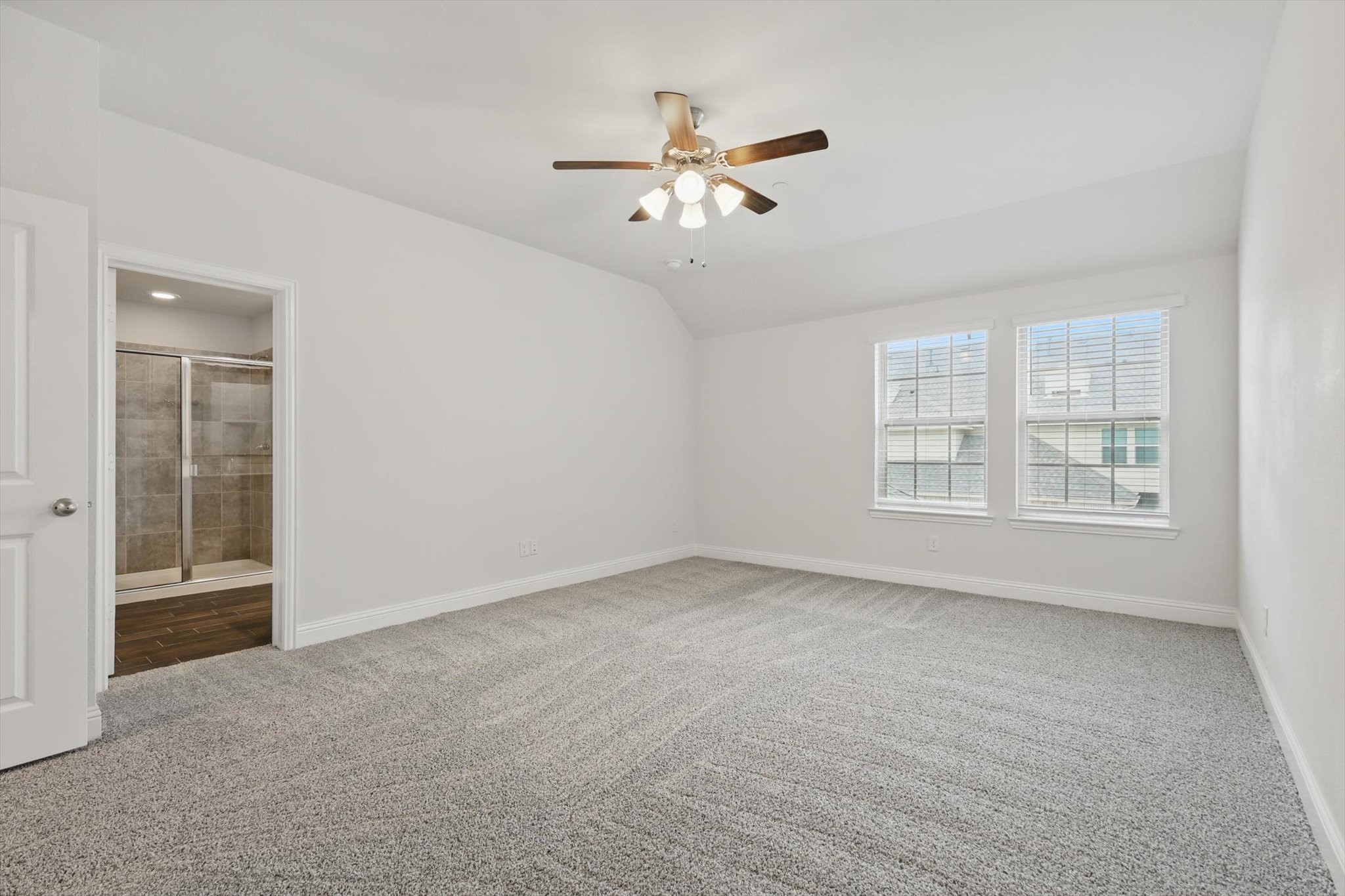 6804 Meadow Crest Drive