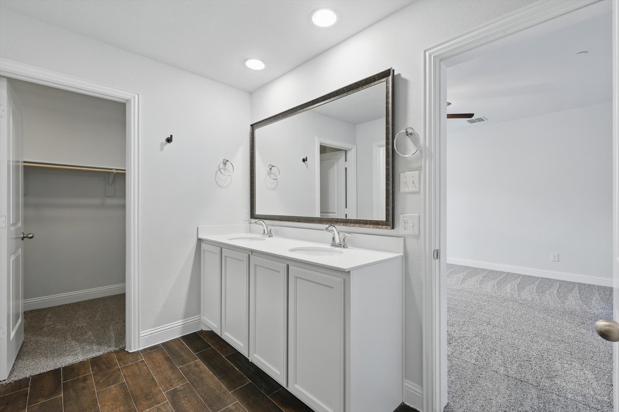 6804 Meadow Crest Drive