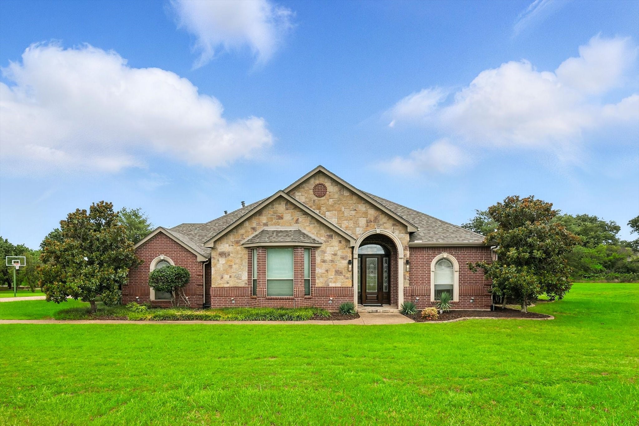 1150 Crepe Myrtle Lane