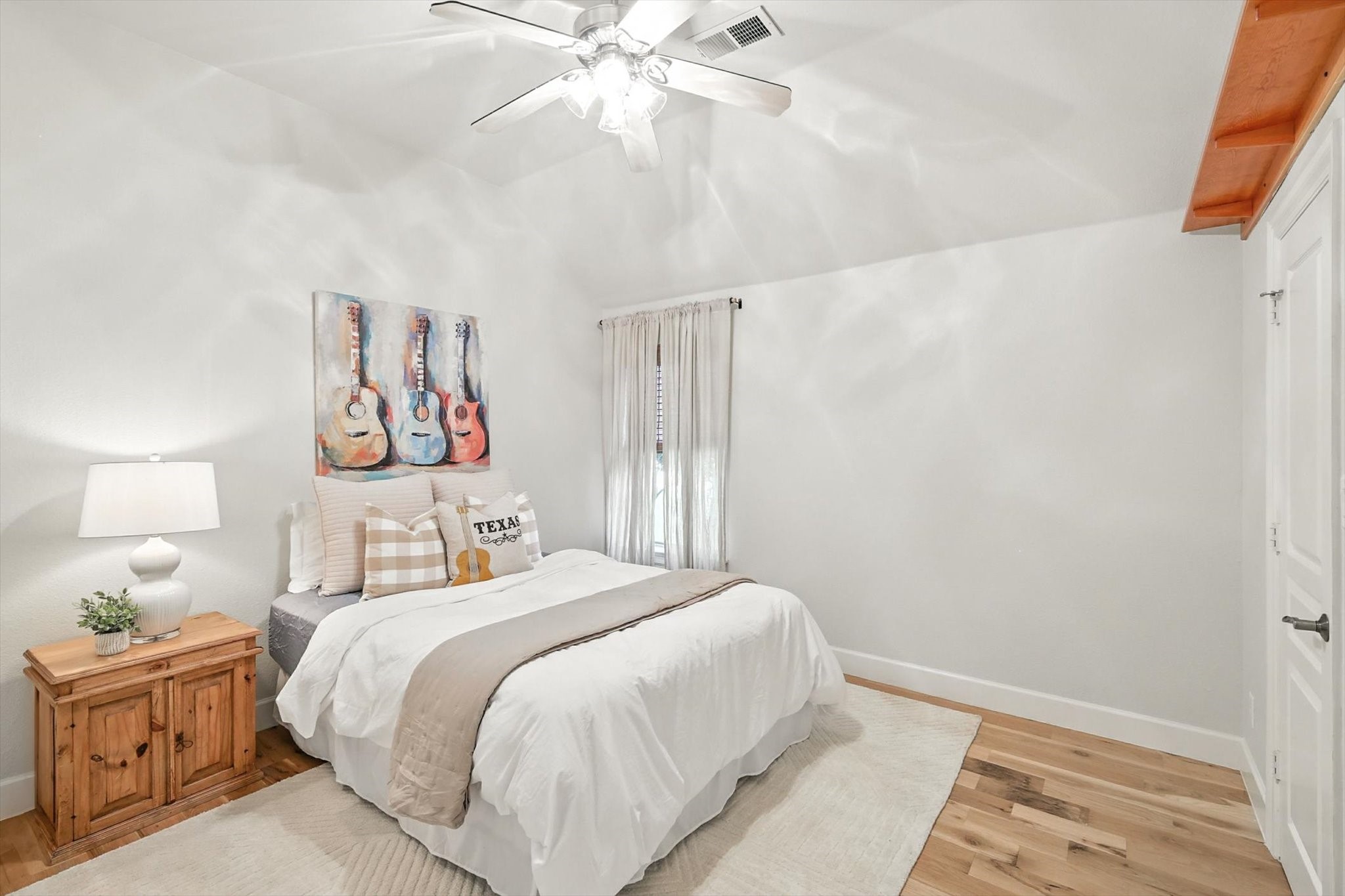 1150 Crepe Myrtle Lane