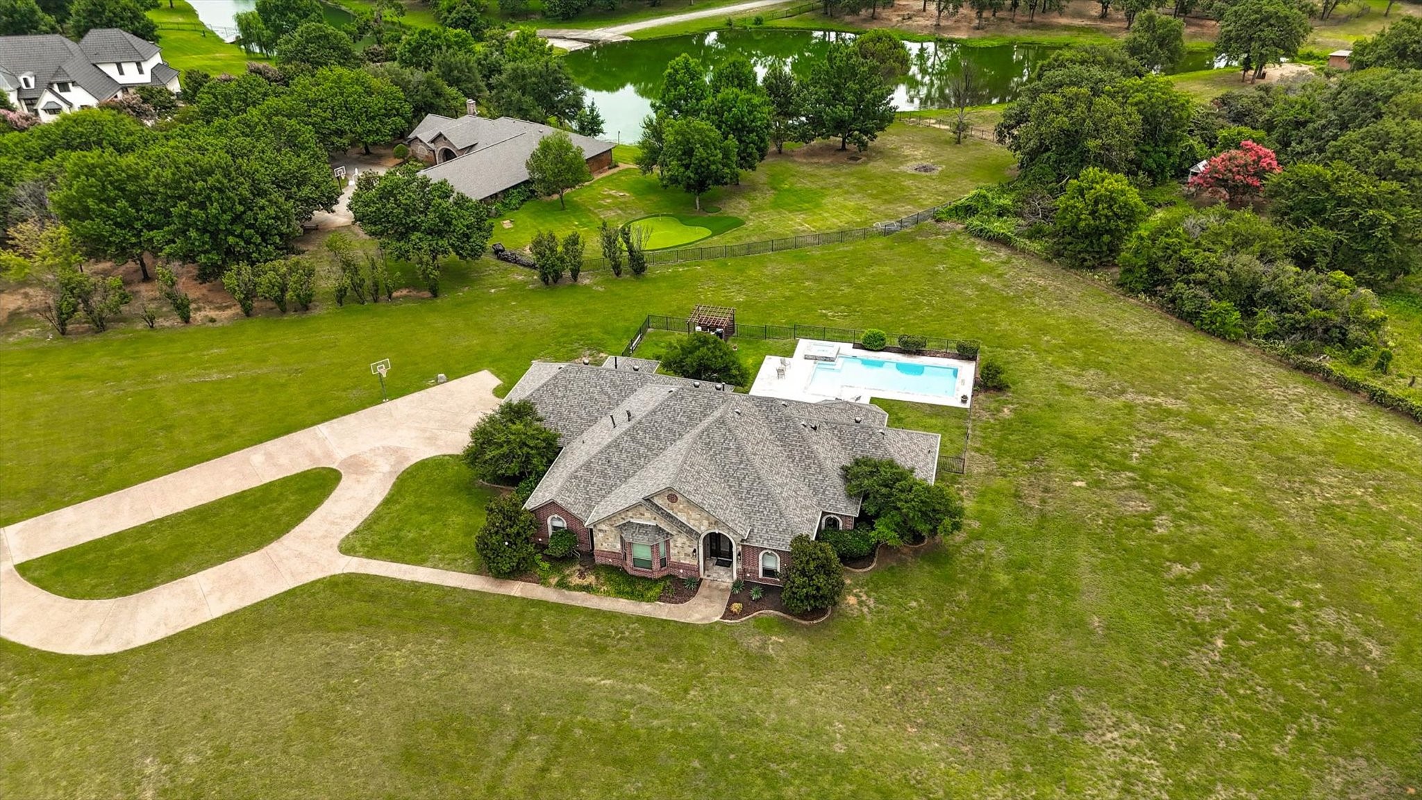 1150 Crepe Myrtle Lane