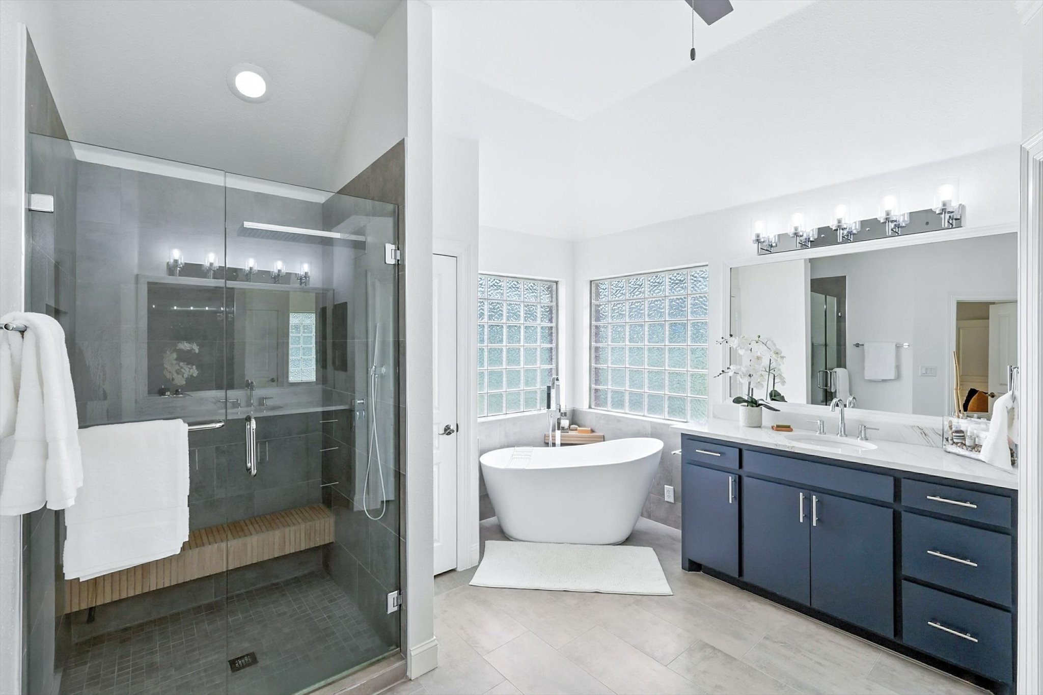 1150 Crepe Myrtle Lane