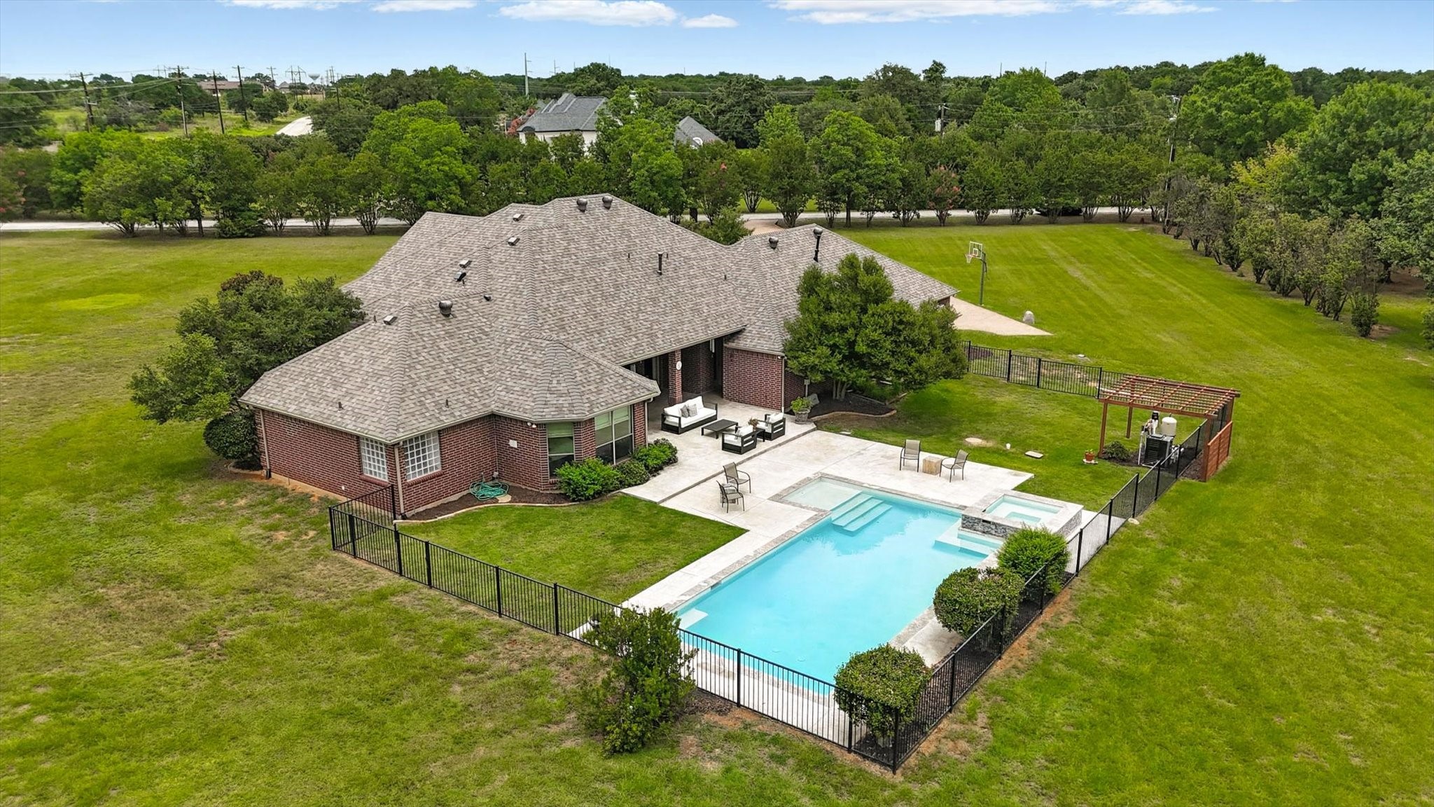 1150 Crepe Myrtle Lane