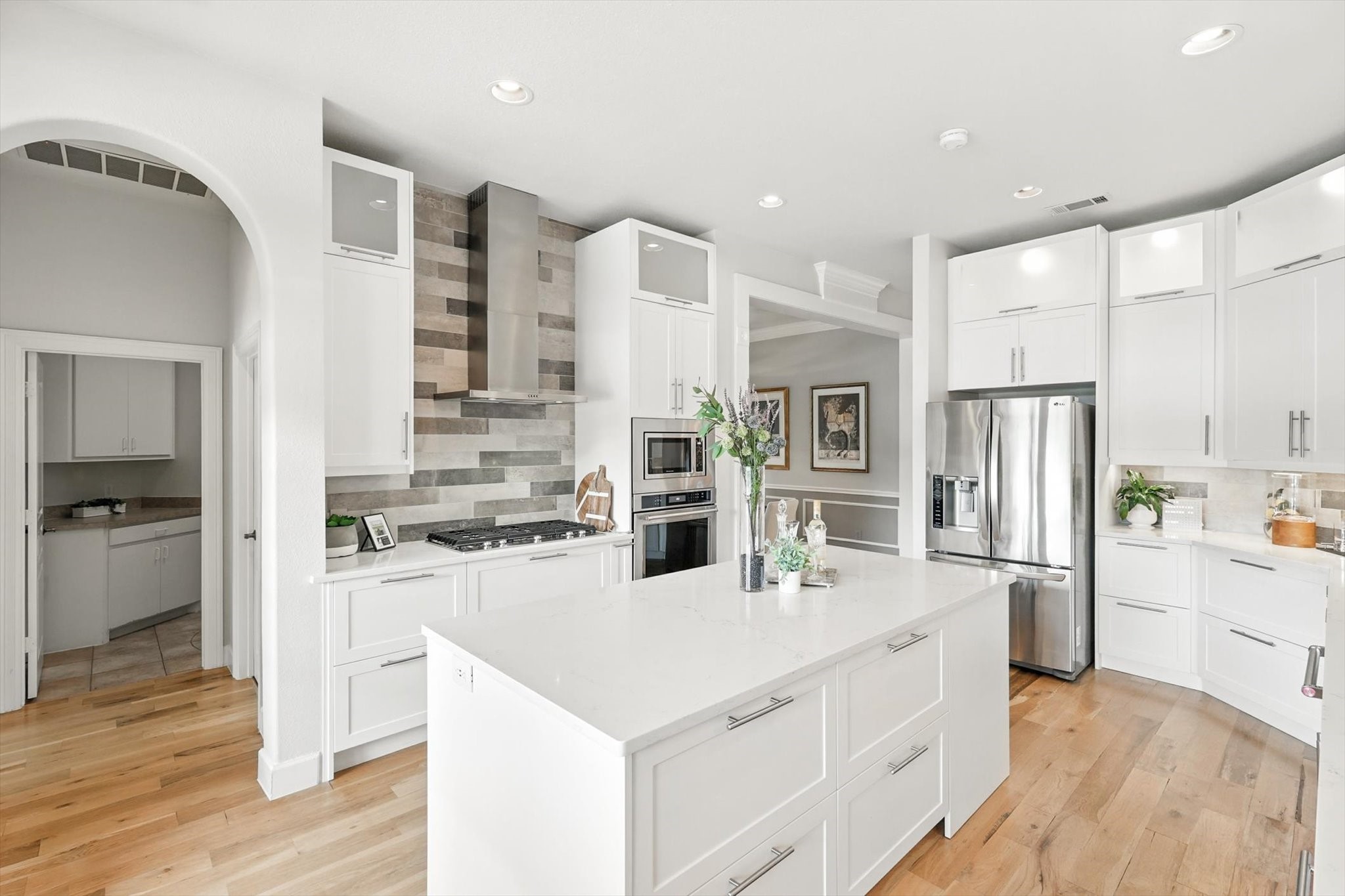 1150 Crepe Myrtle Lane