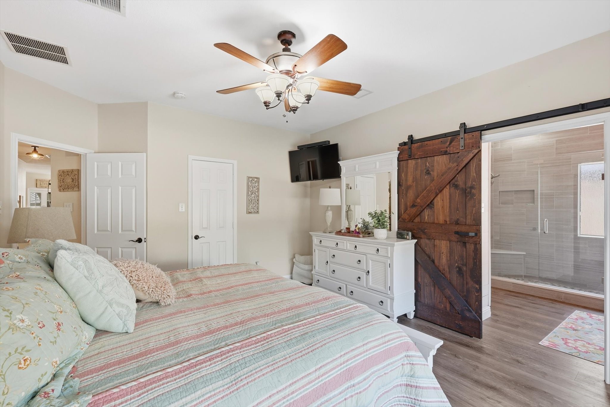 2708 Timberhill Drive