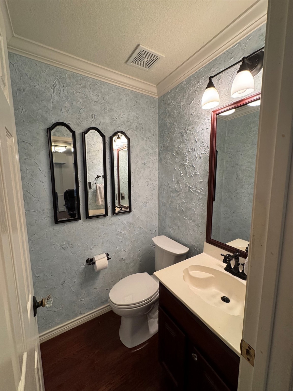 7305 Mira Vista Drive