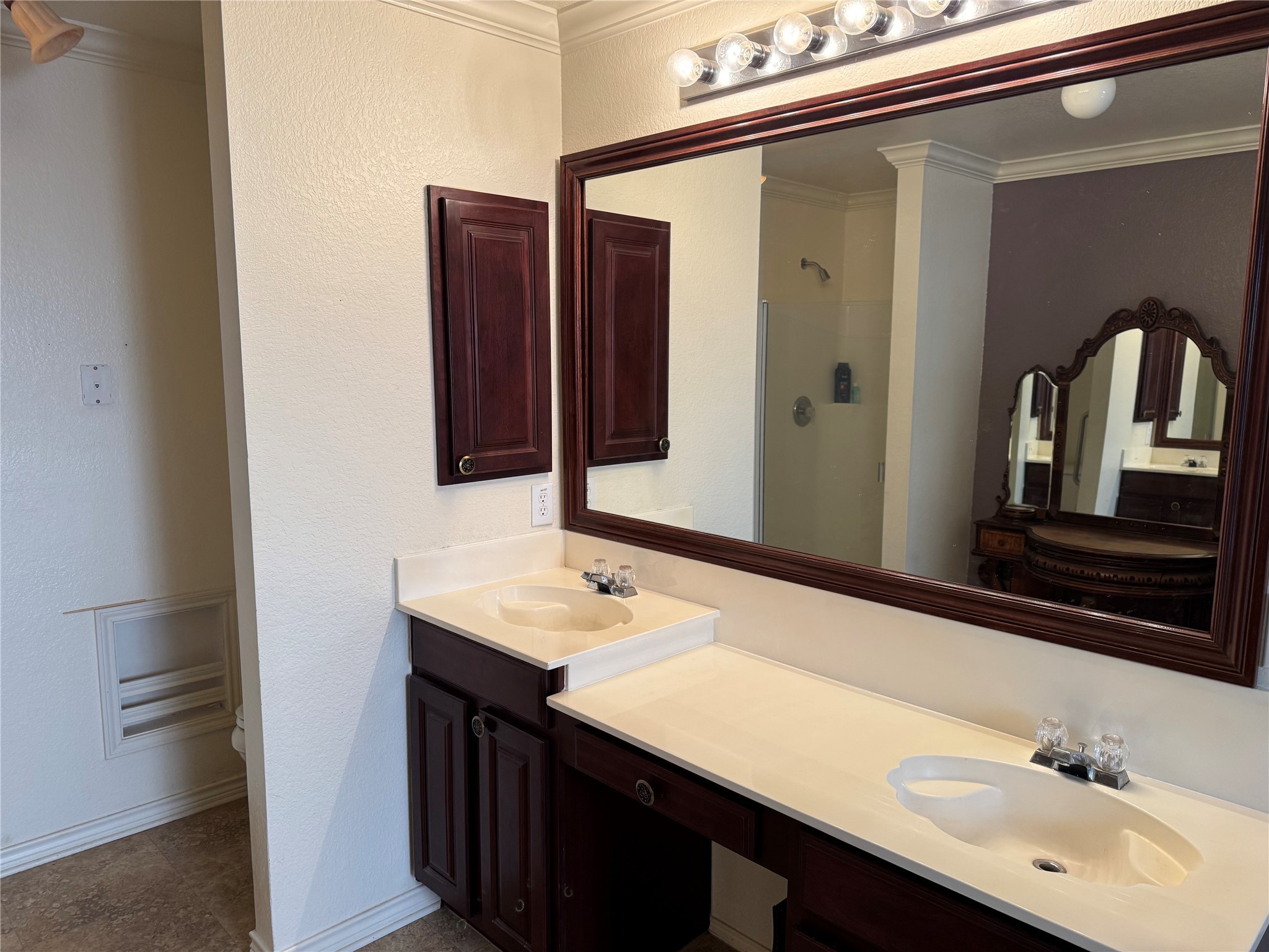 7305 Mira Vista Drive