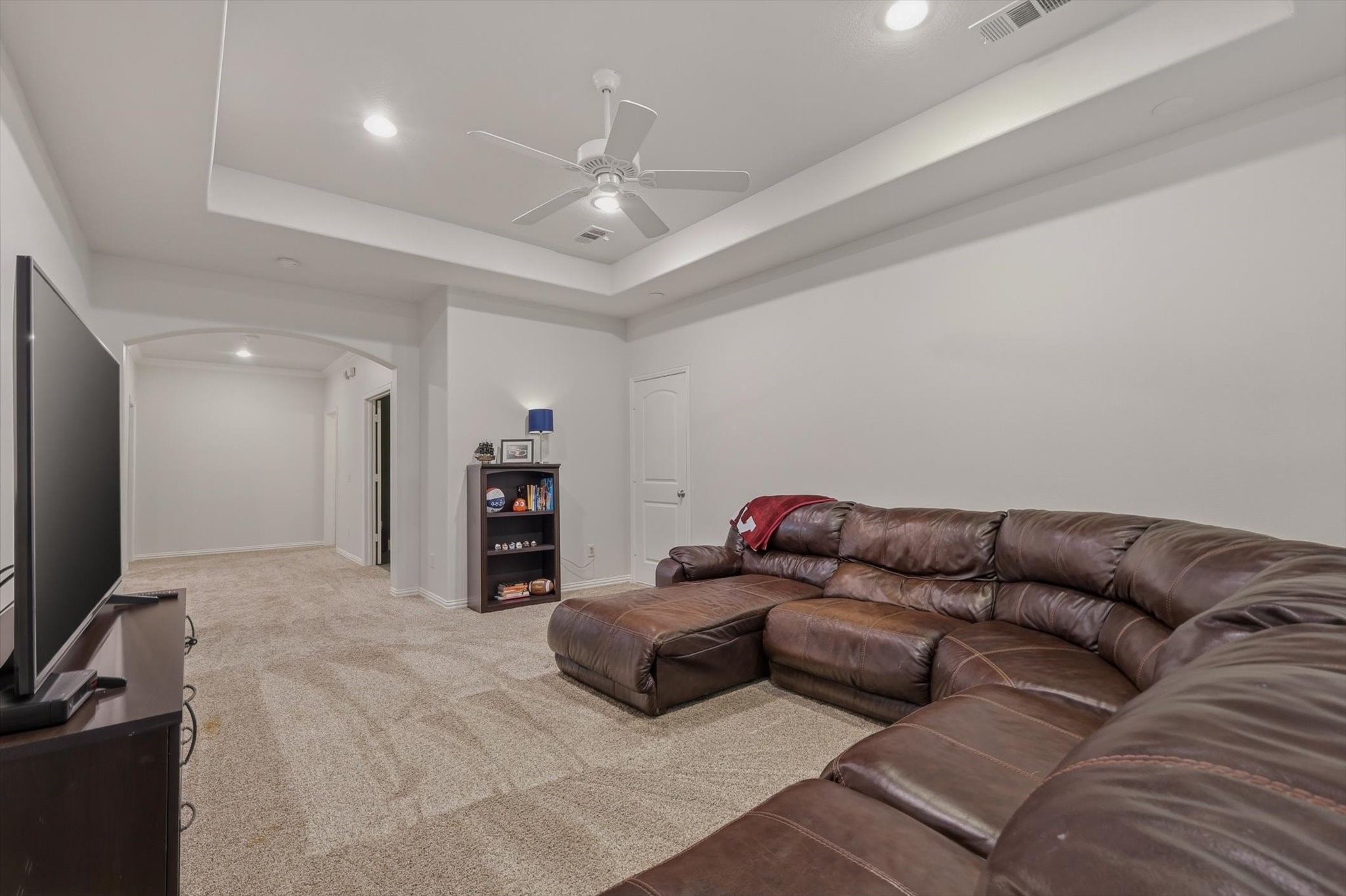 1366 Foster Street