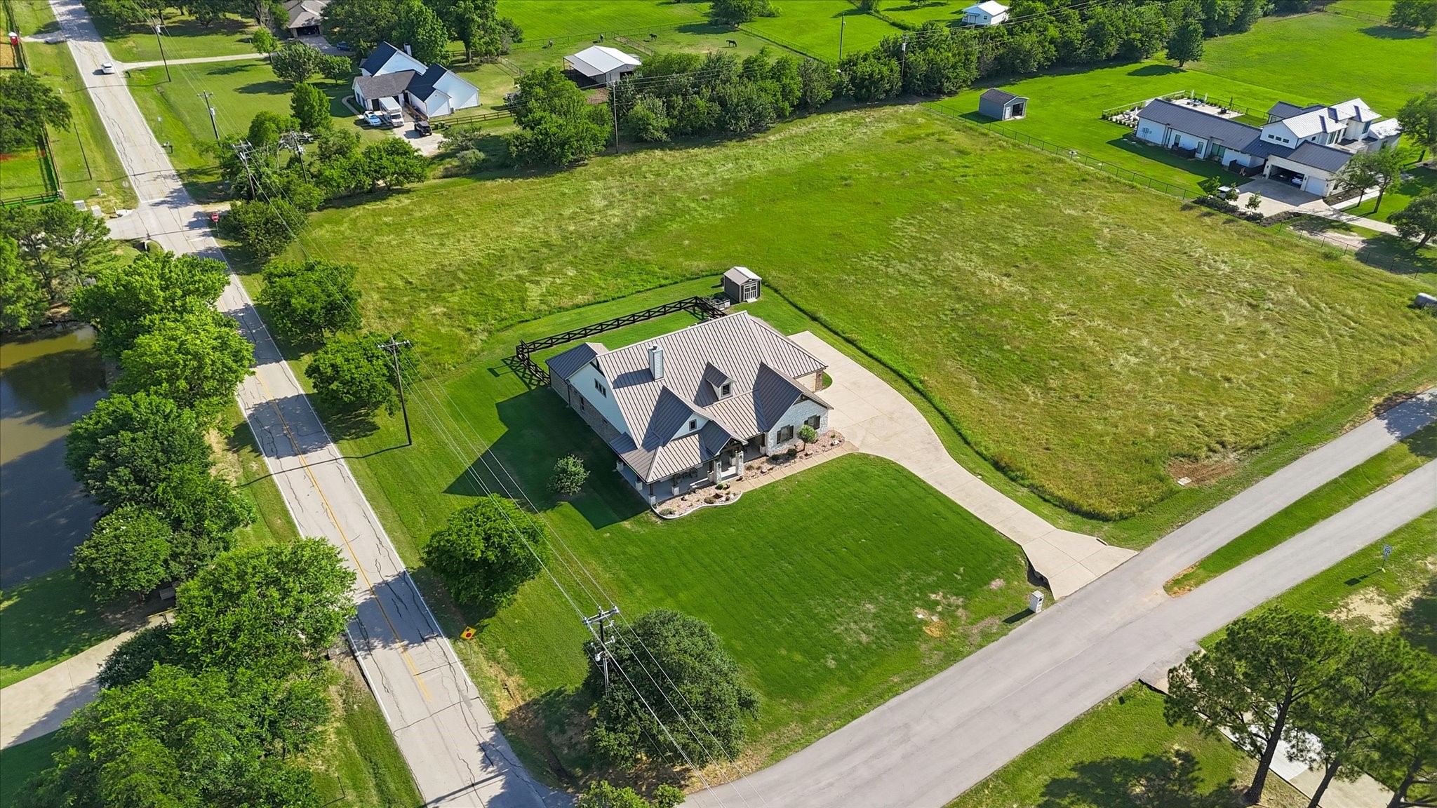 800 Stonewood Boulevard