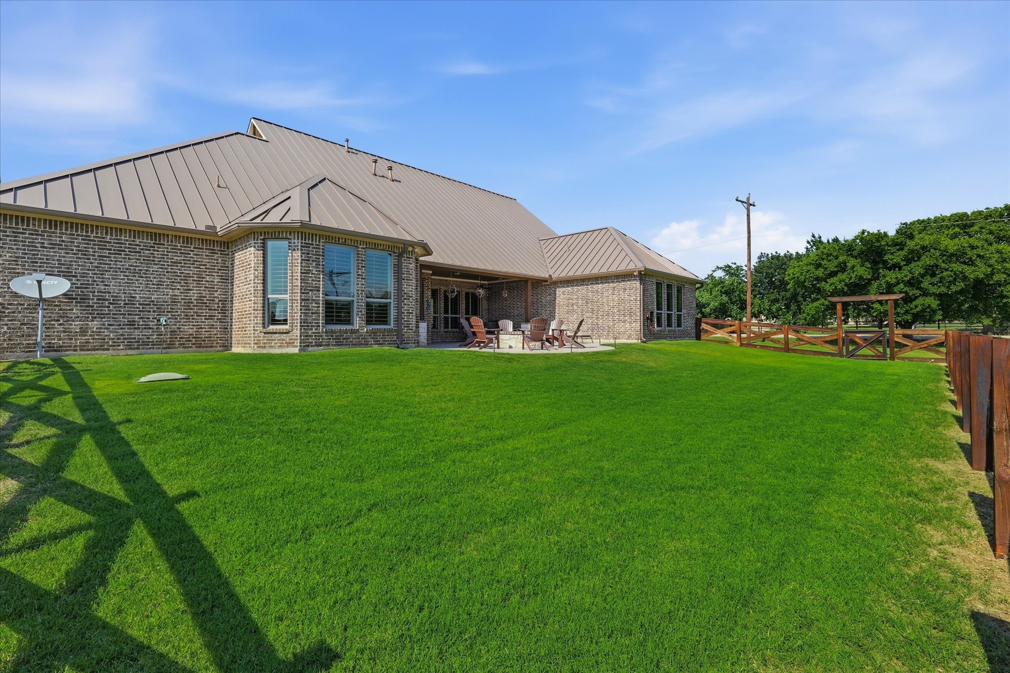 800 Stonewood Boulevard