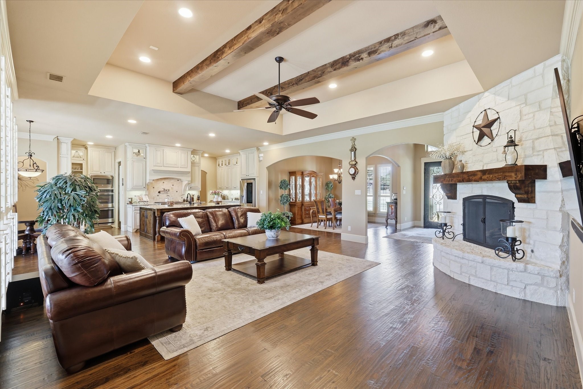 800 Stonewood Boulevard