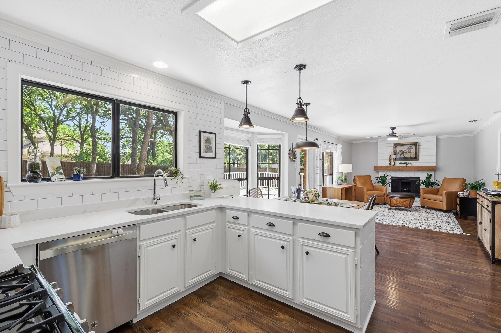 513 Fox Creek Court