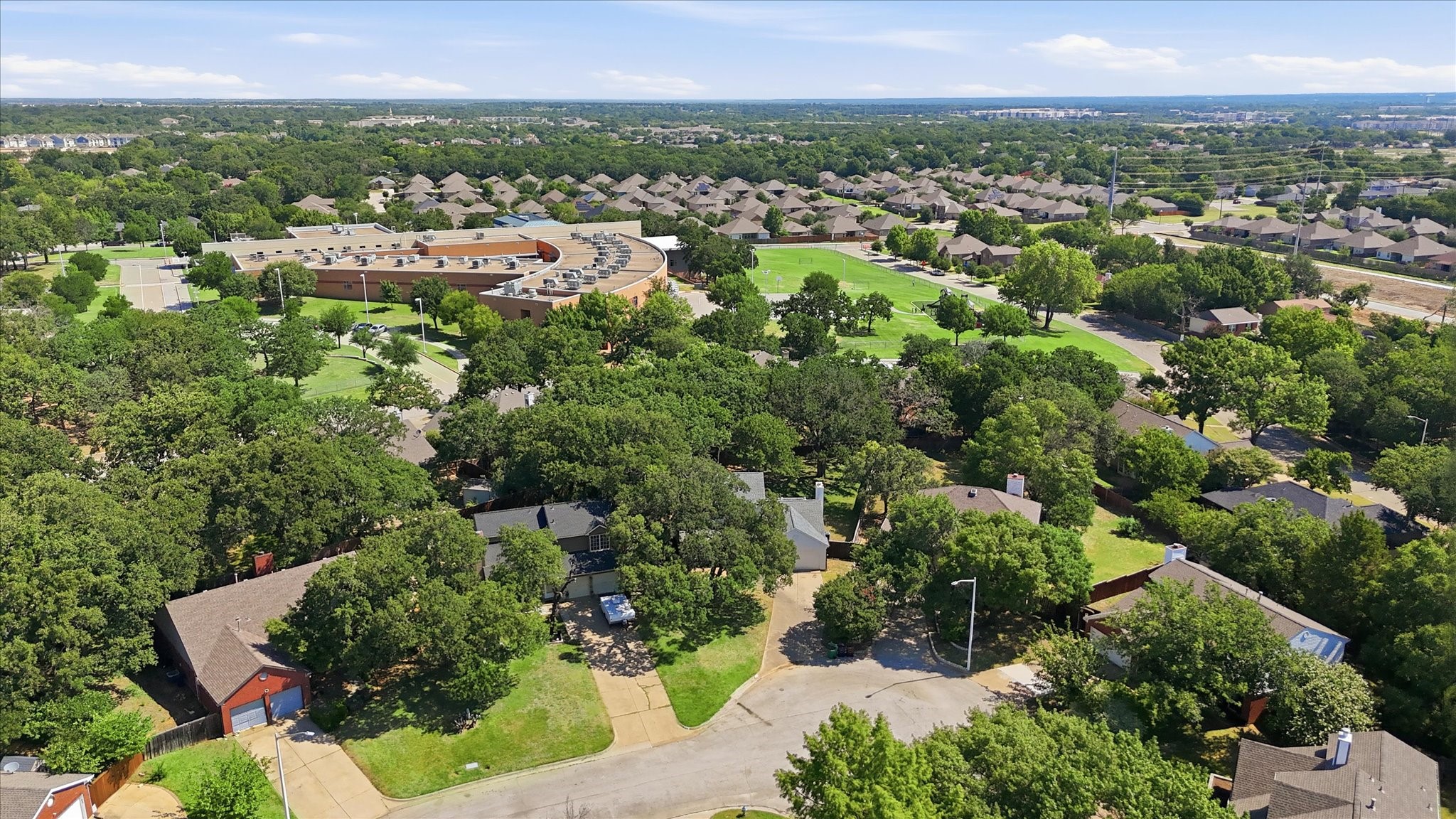 513 Fox Creek Court