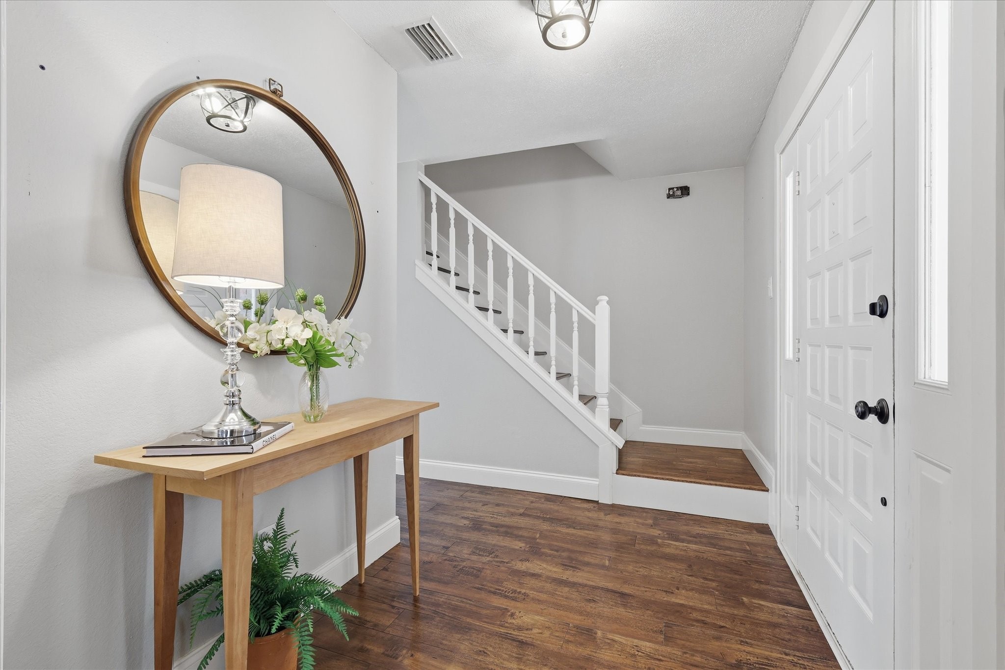 513 Fox Creek Court