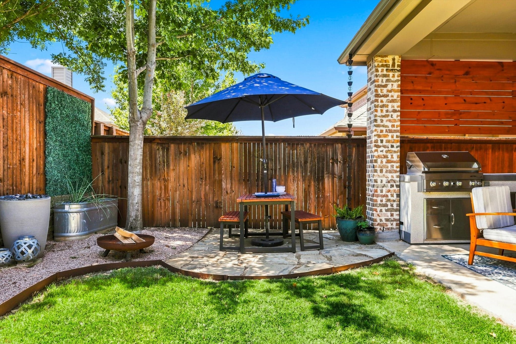 1516 Presley Way